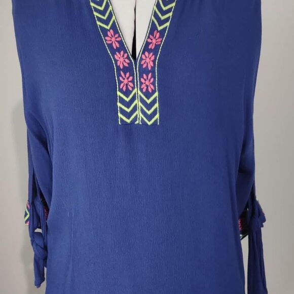 Umgee Tops - Small Umgee Long Sleeves Blue  Colorful Lace tribal boutique blouse C3140